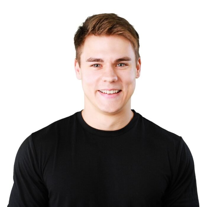 Anchor Vaneesh | Male | 65 | Gurgaon | Experience: 3-5 Years